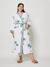 VELORA BATHROBE