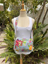 ZIPPA SLING BAG