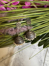 TOVO BRASS EARRINGS