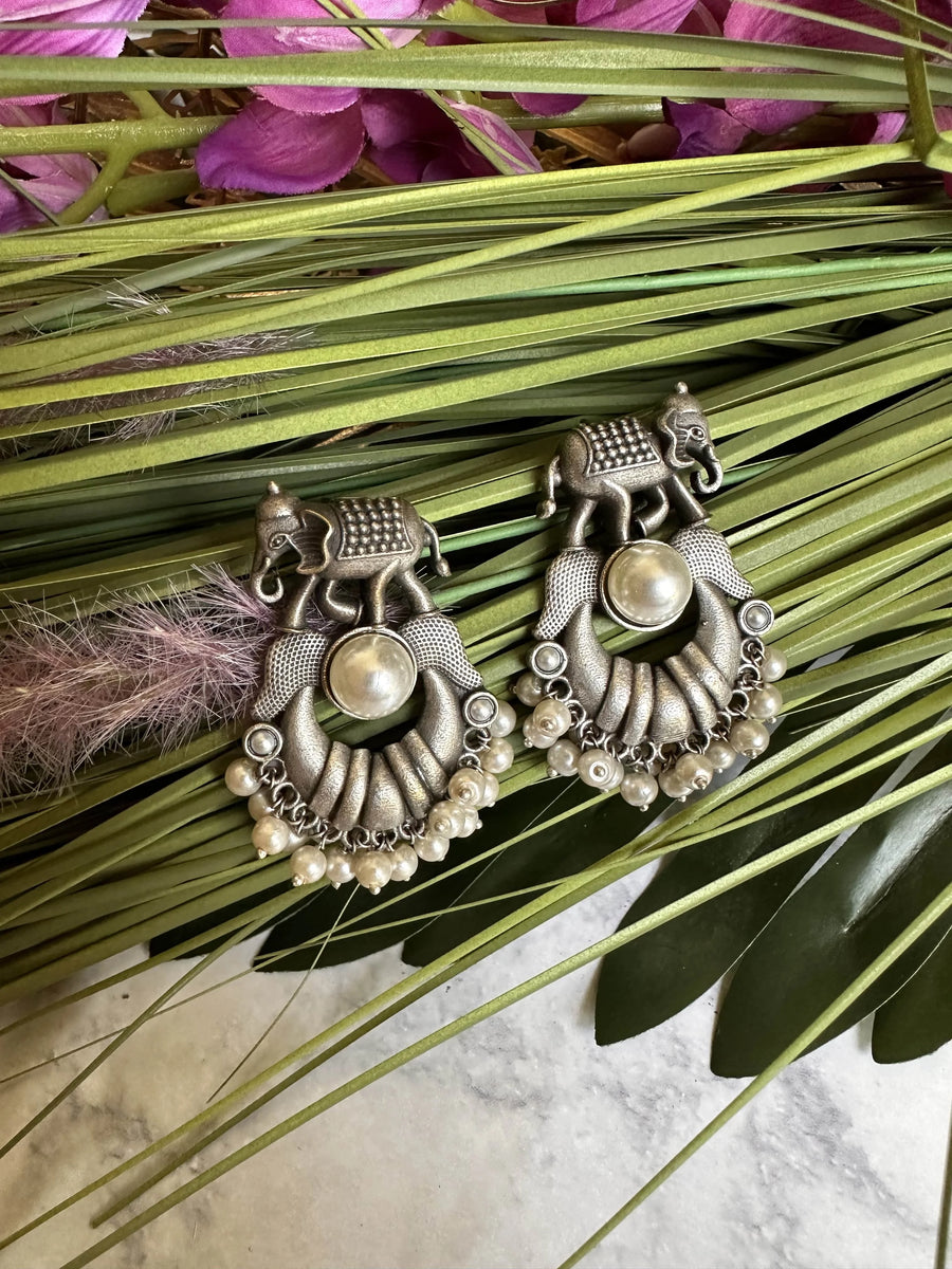 RUSTIC RADIANCE EARRINGS