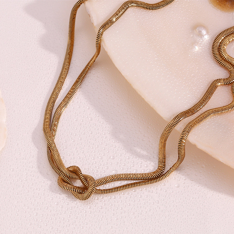 KNOTTED NECKLACE