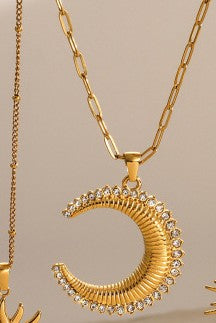 HALF MOON NECKLACE